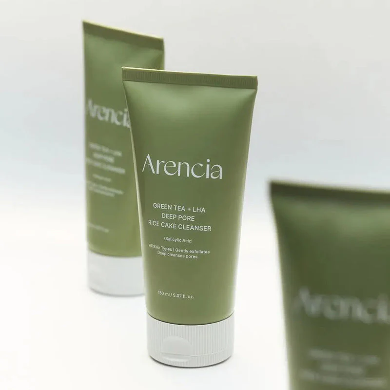 Green Tea + LHA Deep Pore Rice Cake Cleanser - Image 5