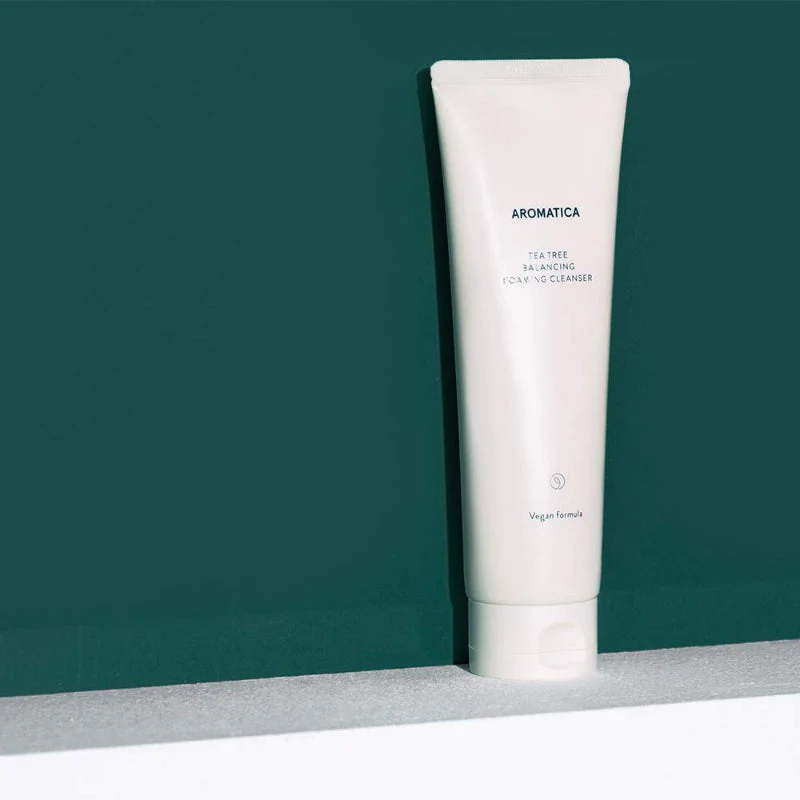 Tea Tree Balancing Foaming Cleanser - Image 3