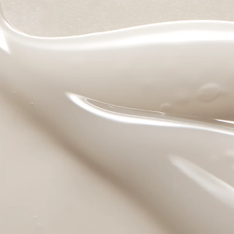 Dark Spot Correcting Glow Serum - Image 2